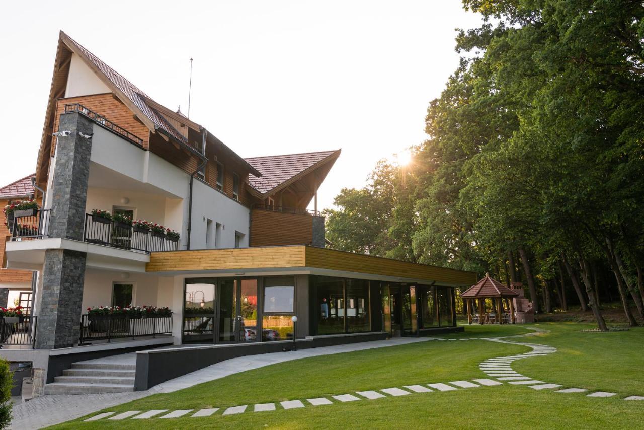 Panorama Boutique Hotel Sfantu Gheorghe  Ngoại thất bức ảnh