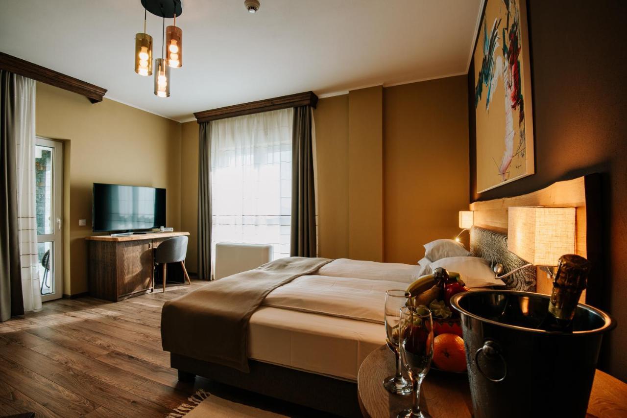 Panorama Boutique Hotel Sfantu Gheorghe  Ngoại thất bức ảnh