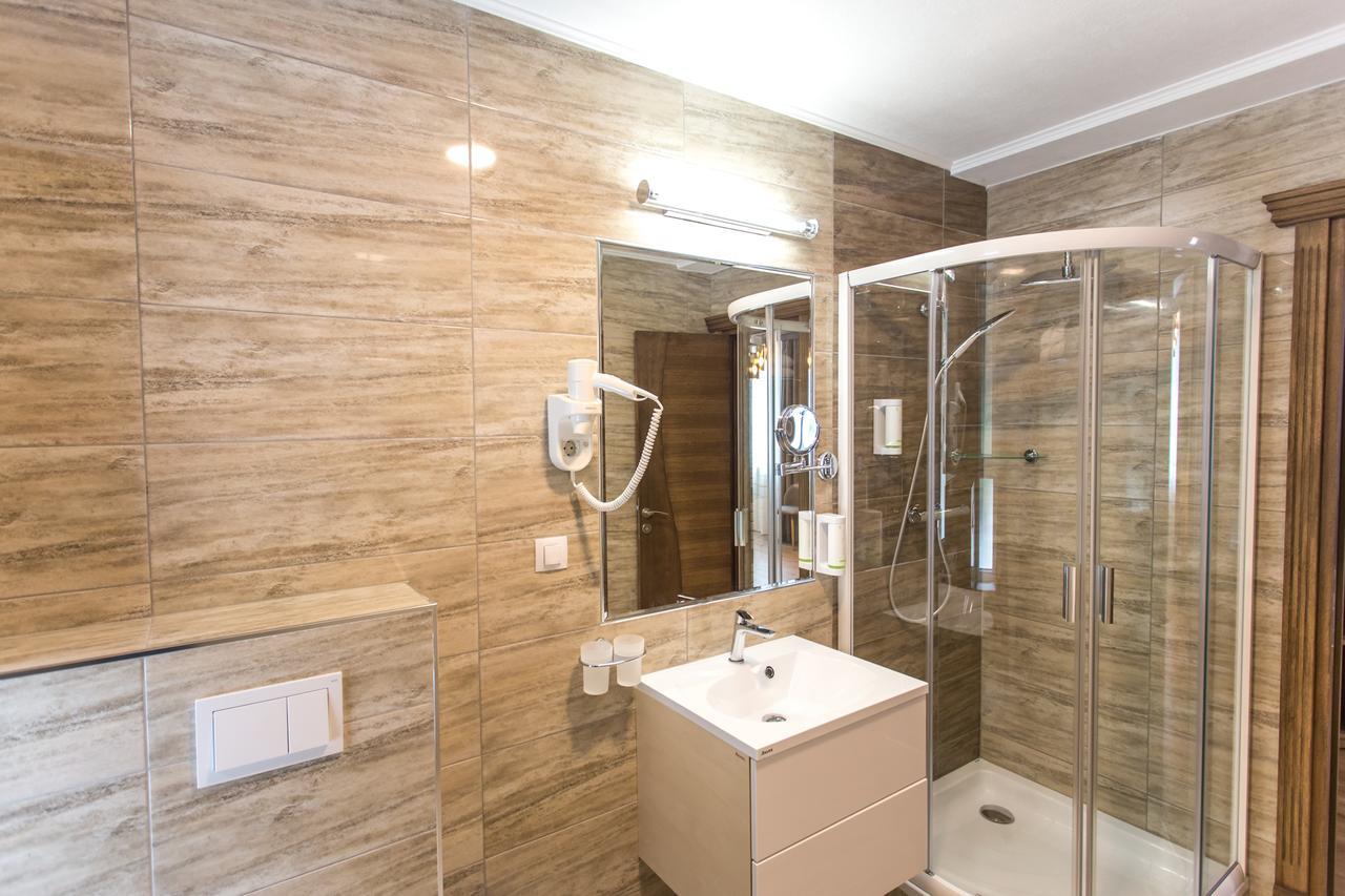 Panorama Boutique Hotel Sfantu Gheorghe  Ngoại thất bức ảnh