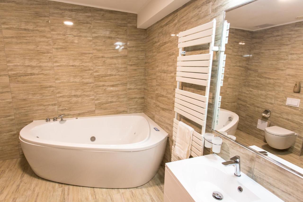 Panorama Boutique Hotel Sfantu Gheorghe  Ngoại thất bức ảnh