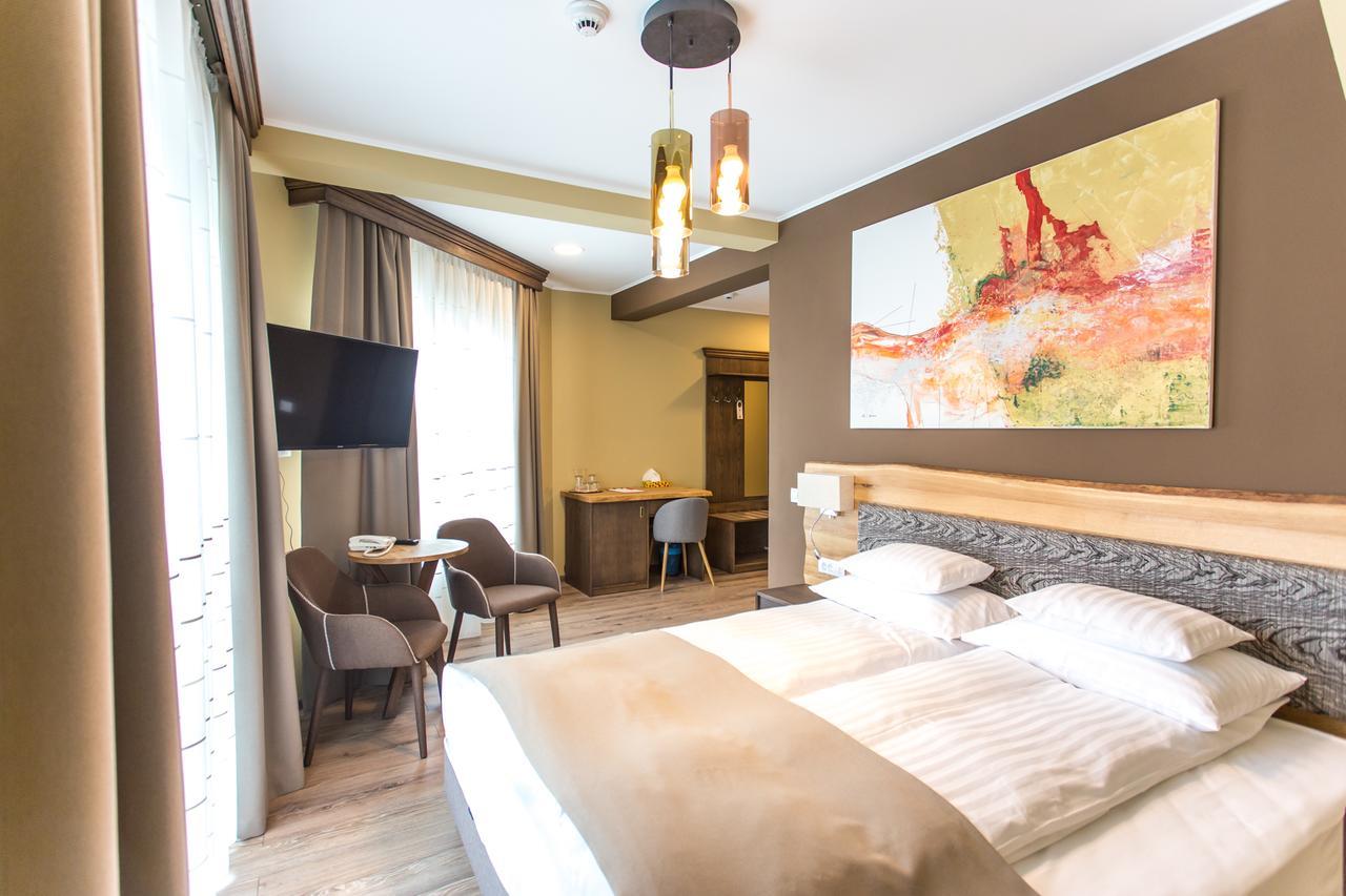 Panorama Boutique Hotel Sfantu Gheorghe  Ngoại thất bức ảnh