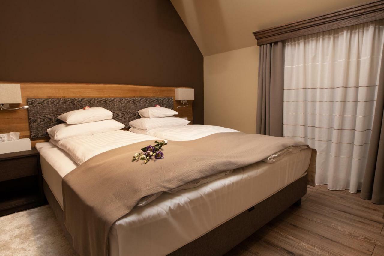 Panorama Boutique Hotel Sfantu Gheorghe  Ngoại thất bức ảnh