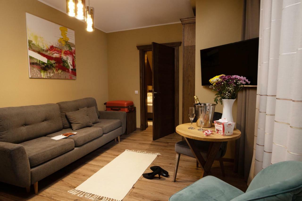 Panorama Boutique Hotel Sfantu Gheorghe  Ngoại thất bức ảnh